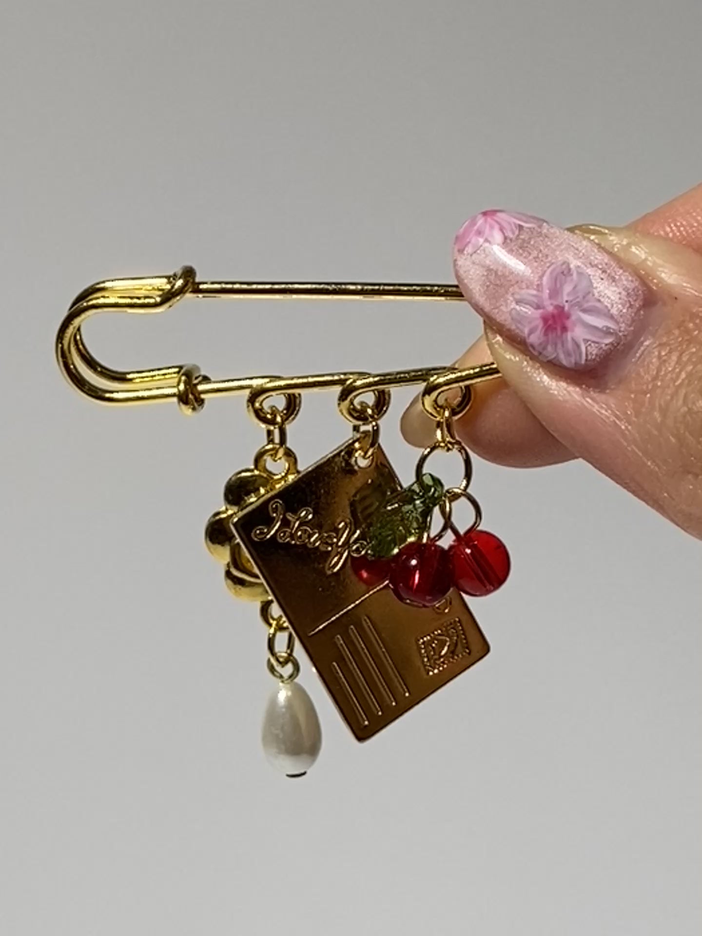 Load and play video in Gallery viewer, Charm Brooch
