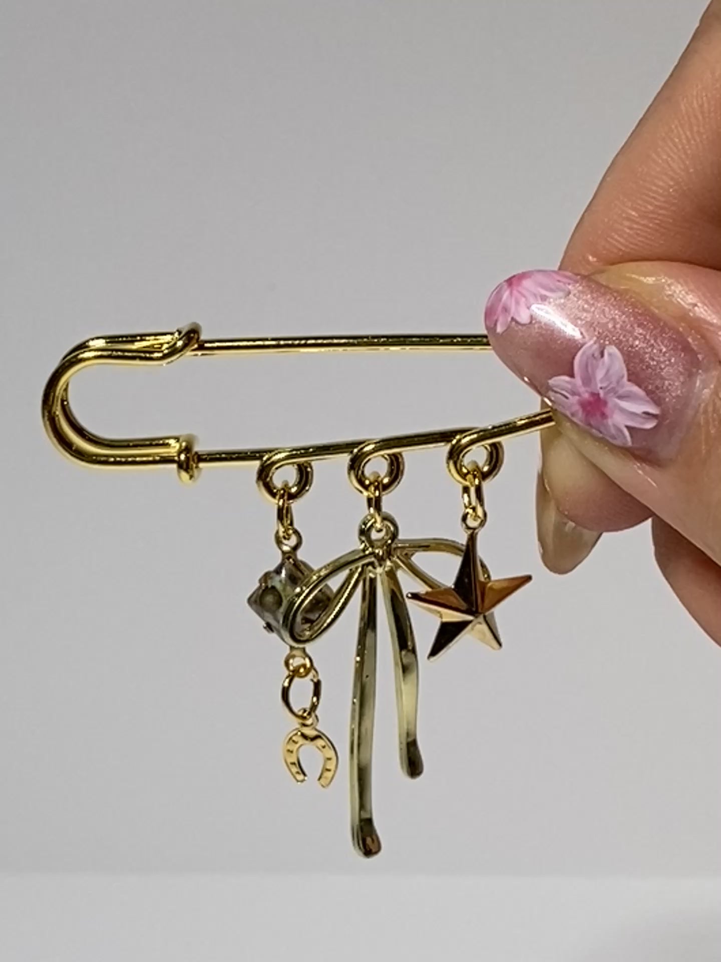 Load and play video in Gallery viewer, Charm Brooch
